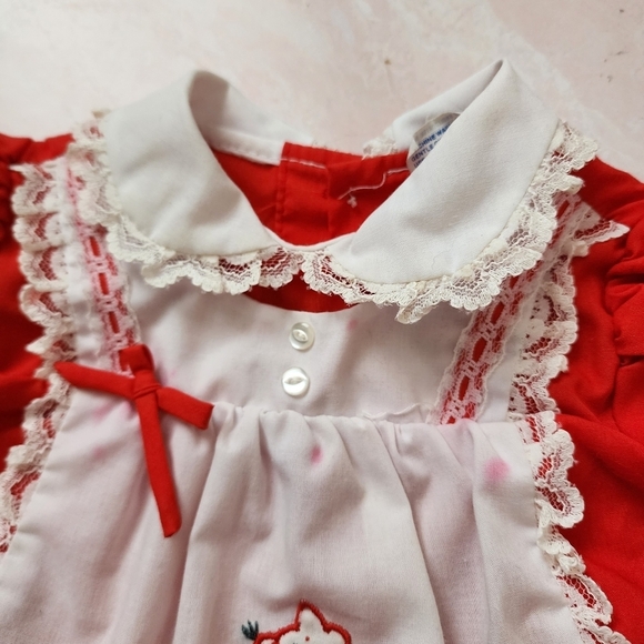 CRADLE TOGS x VINTAGE 80's red ruffle white lace trim diaper cover and kitty top - Picture 6 of 8
